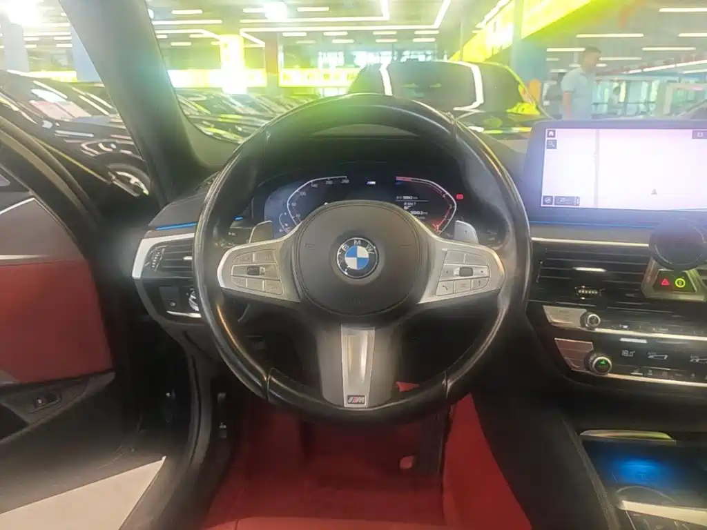 BMW 5 Series 2023