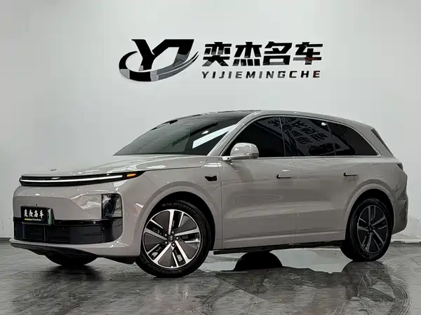 Li Auto L6 2024