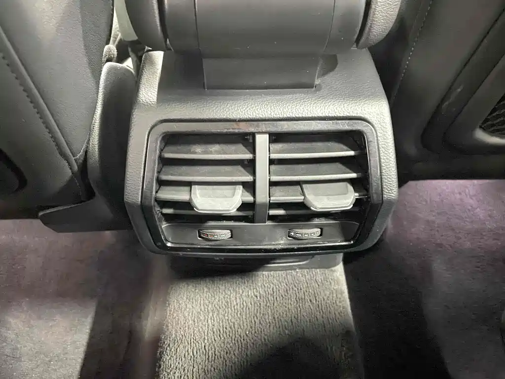 Audi Q3 Sportback 2021 — фото 17