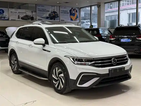 Volkswagen Tiguan L 2023