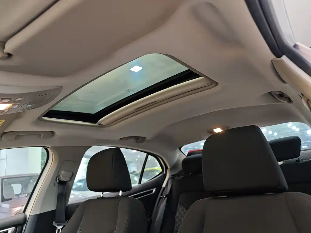 Citroen C4L 2018 — фото 12