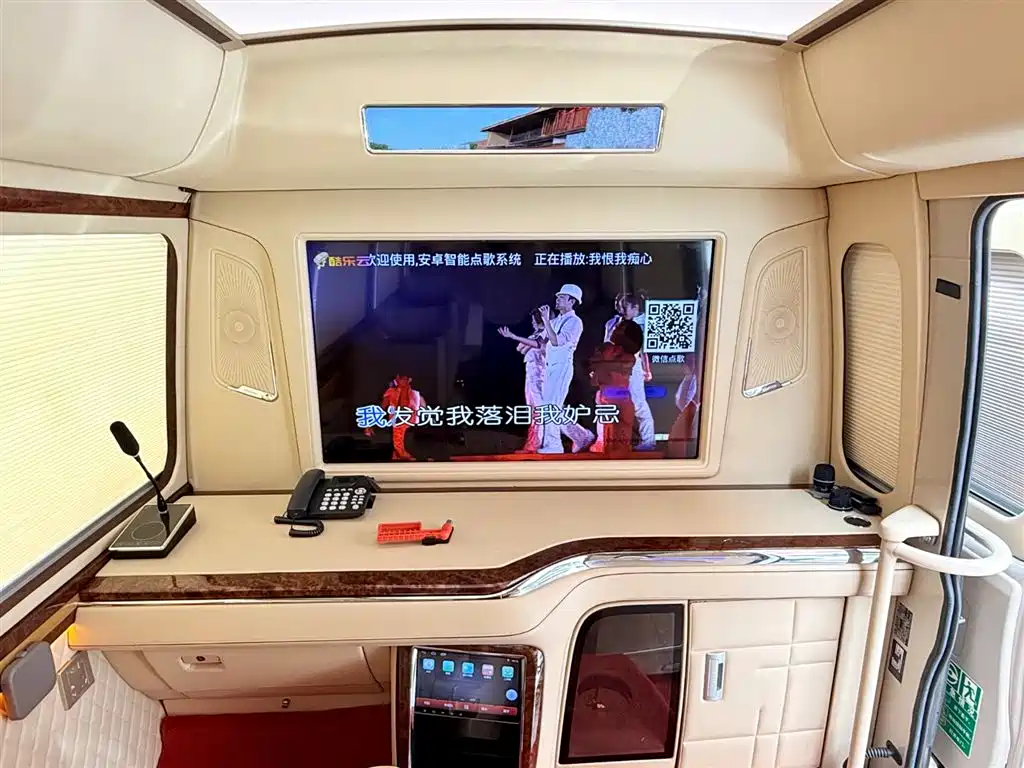 Toyota Coaster 2020 — фото 14