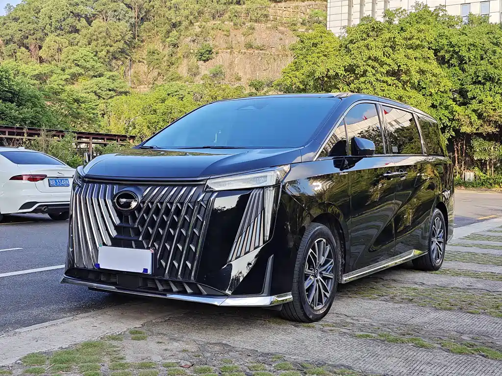 GAC Motor Trumpchi M8 2025 — фото 1