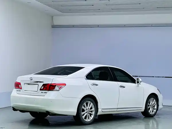 Lexus ES 2010
