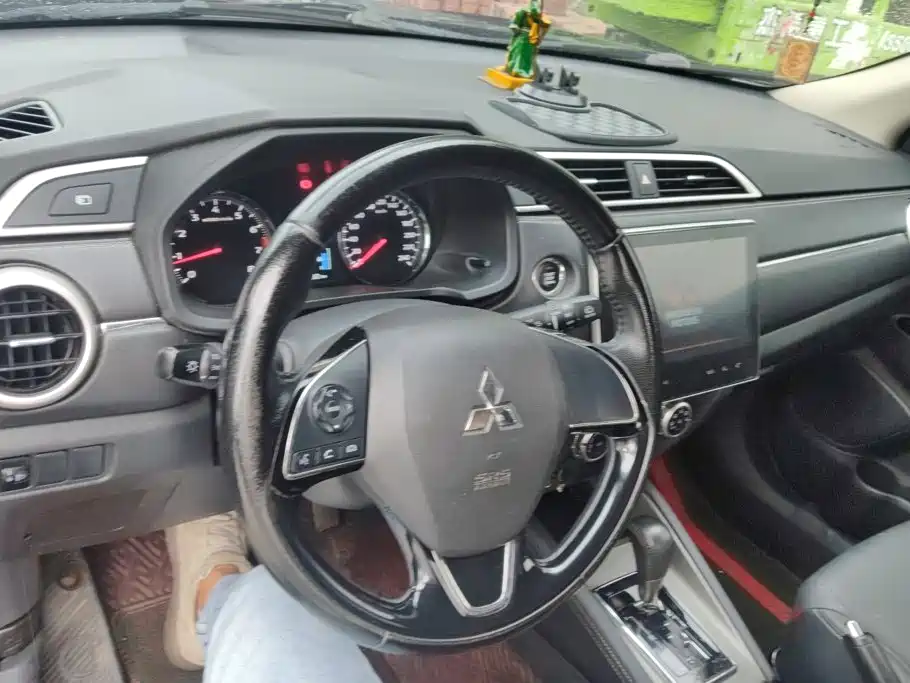Mitsubishi Jinxuan ASX 2020 — фото 12
