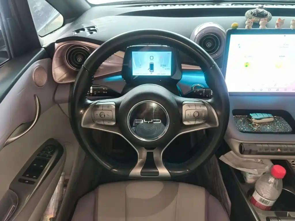 BYD Dolphin 2023 — фото 11