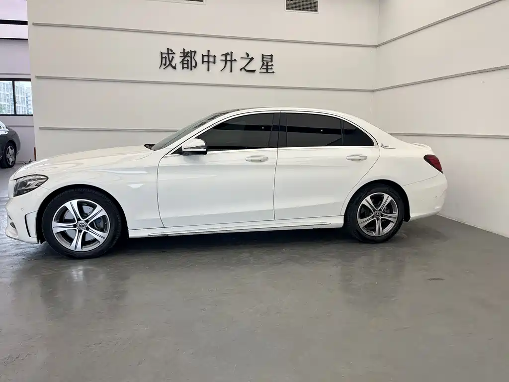 Mercedes-Benz C-Class 2021 — фото 4