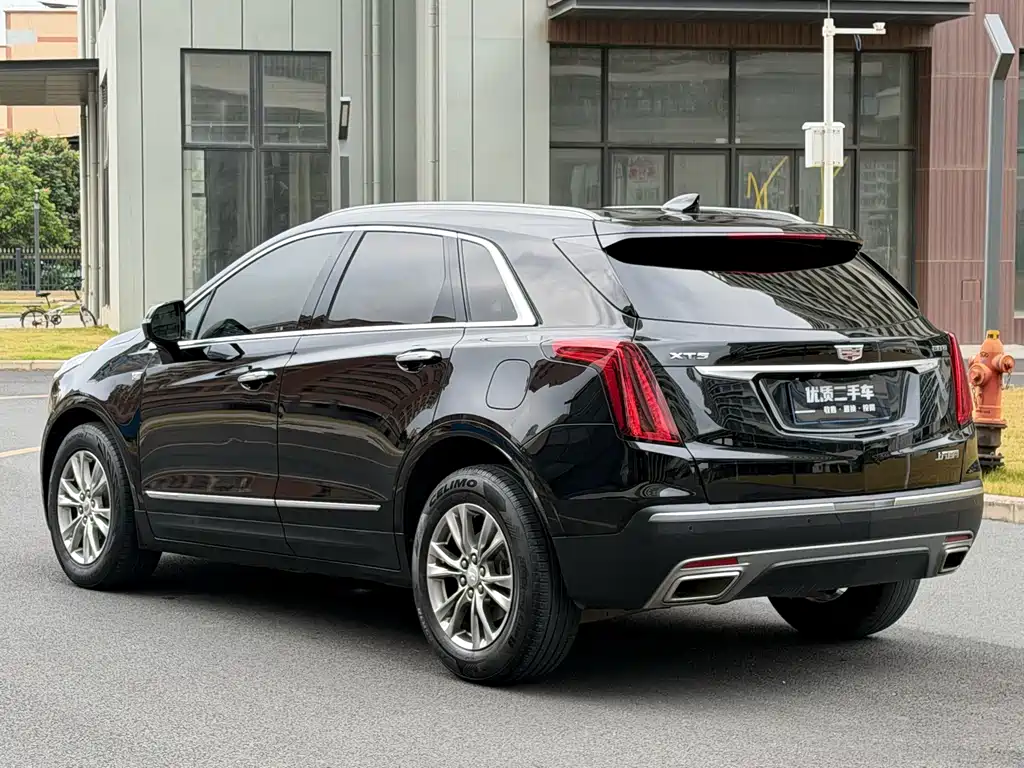 Cadillac XT5 2022 — фото 7