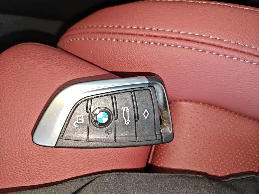 BMW iX3 2021 — фото 9