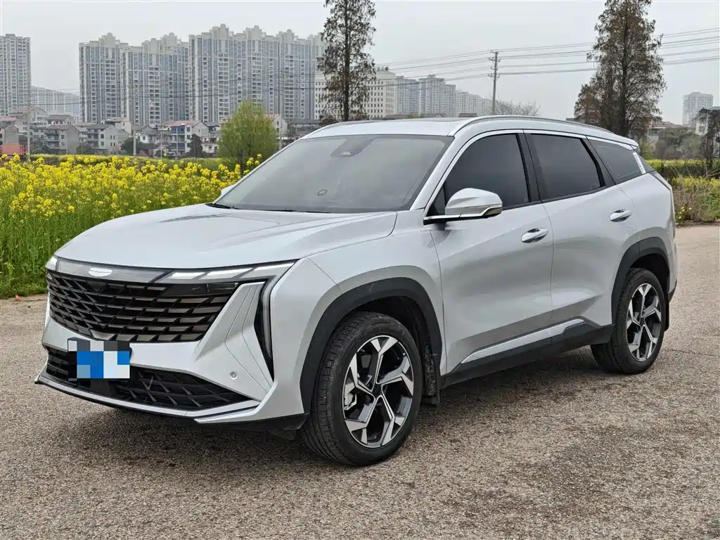 Geely Boyue L 2025 — фото 1