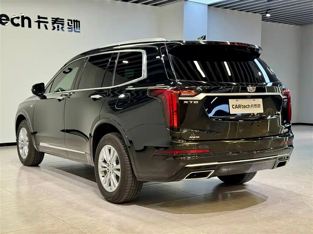 Cadillac XT6 2023 — фото 6