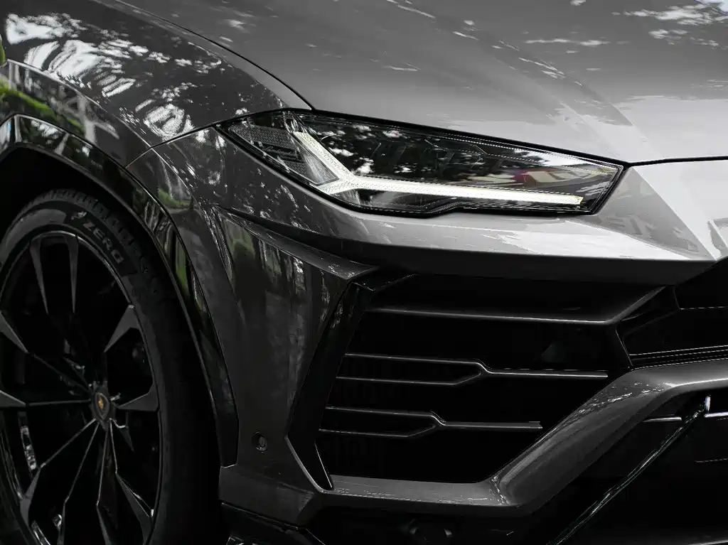 Lamborghini Urus 2021 — фото 6