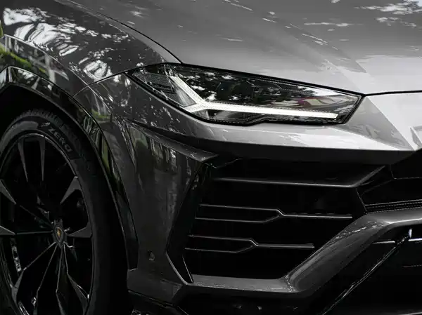 Lamborghini Urus 2021