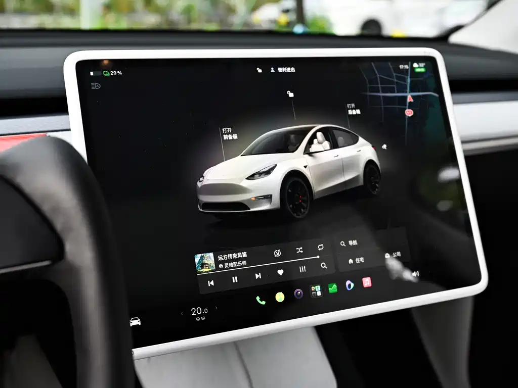 Tesla Model Y 2023 — фото 15