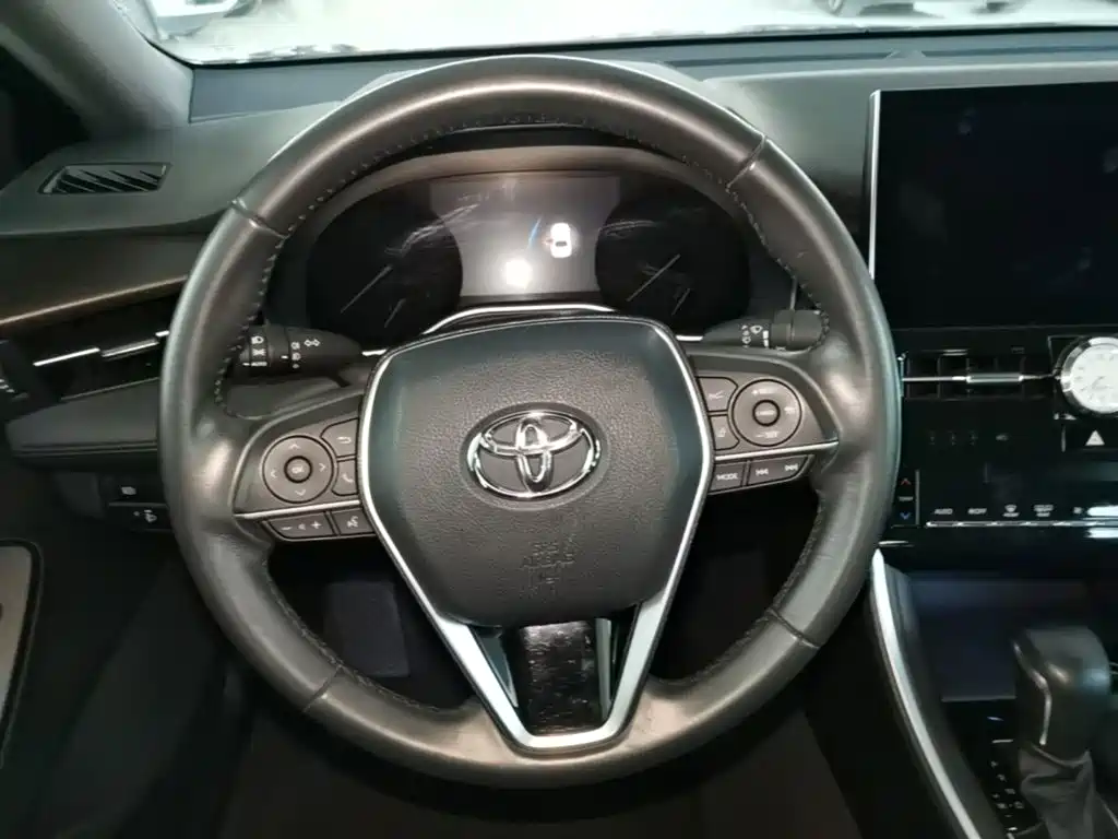 Toyota Avalon 2023 — фото 11