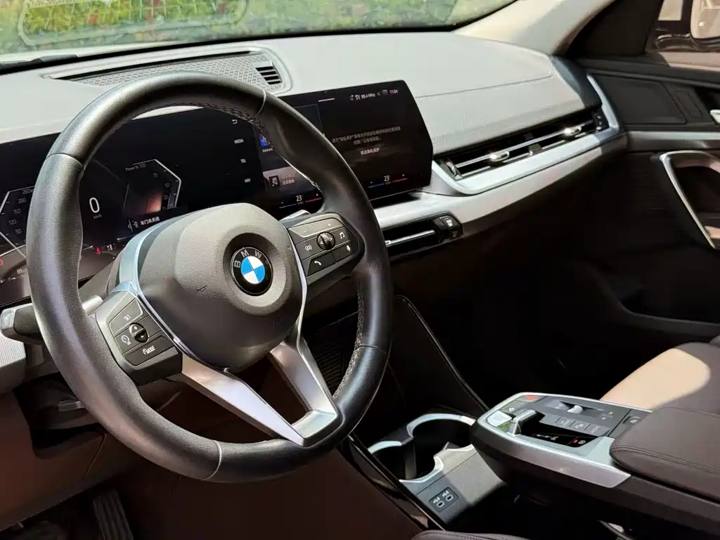 BMW X2 2024 — фото 13