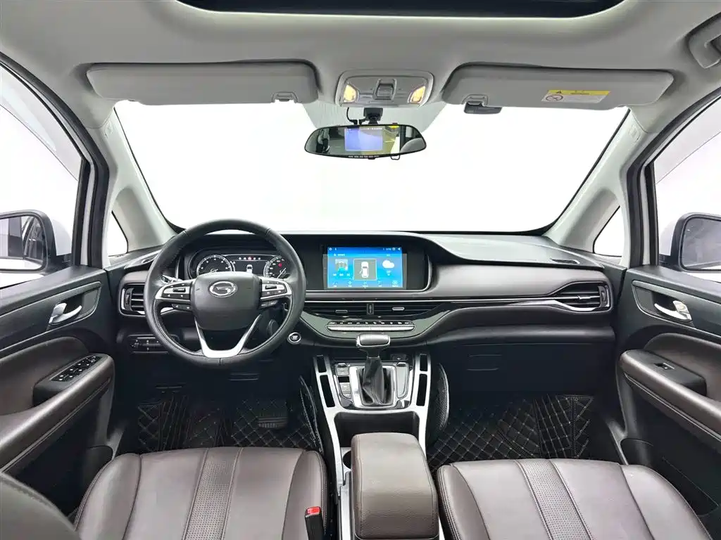 GAC Motor Trumpchi M6 2020 — фото 12