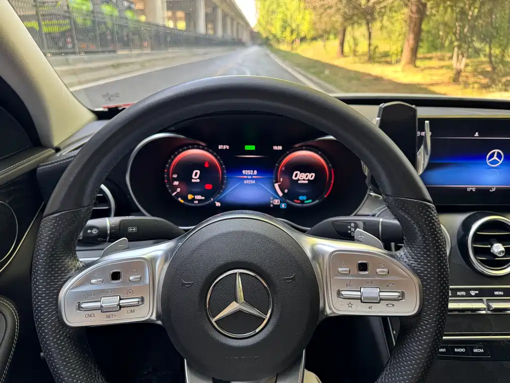 Mercedes-Benz C-Class 2021 — фото 17