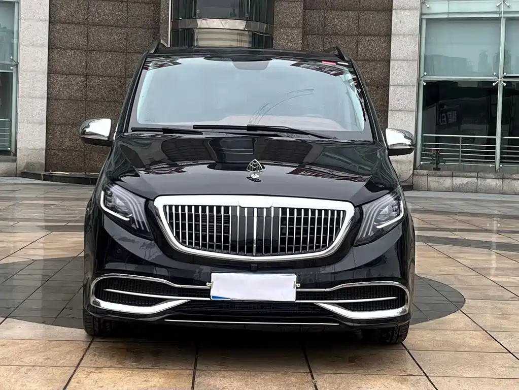 Mercedes-Benz Vito 2023 — фото 17