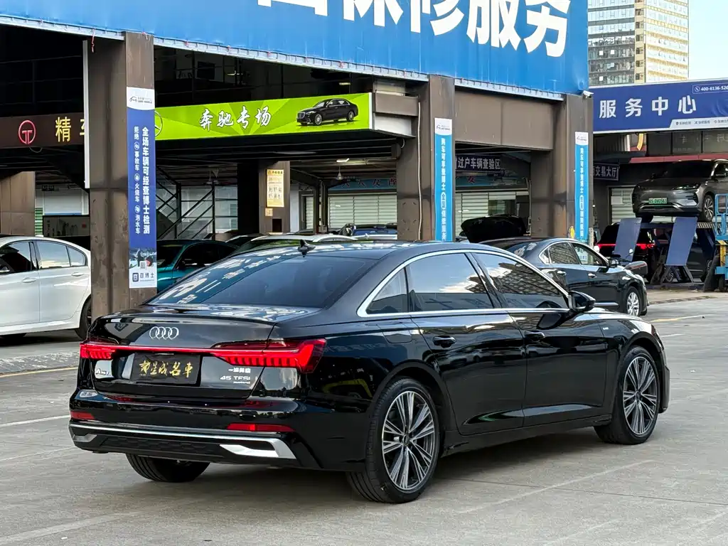 Audi A6L 2024 — фото 17