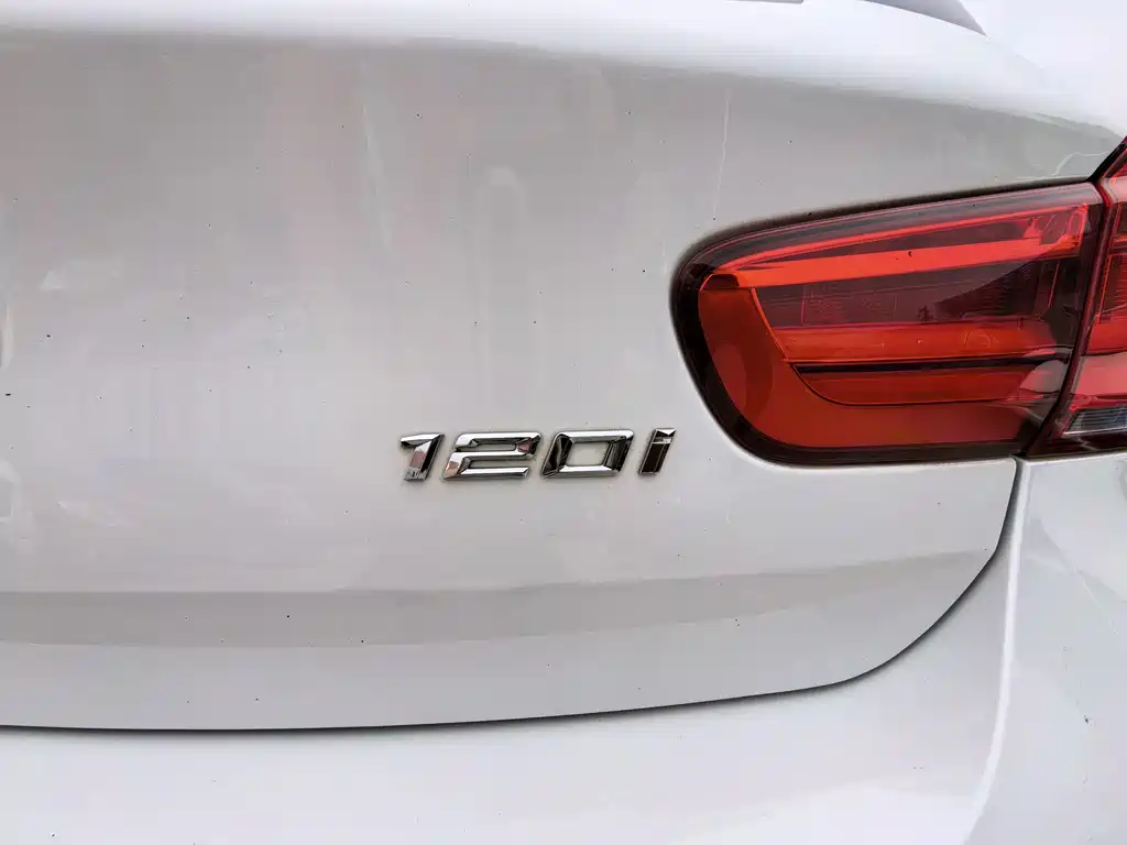 BMW 1 Series 2016 — фото 19