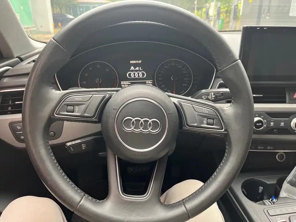 Audi A4L 2017 — фото 14