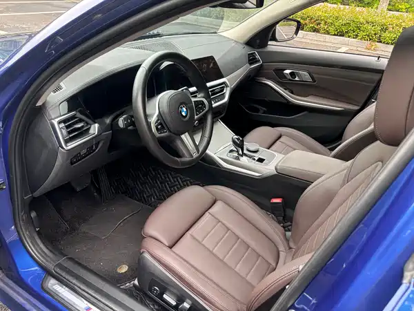 BMW 3 Series 2021