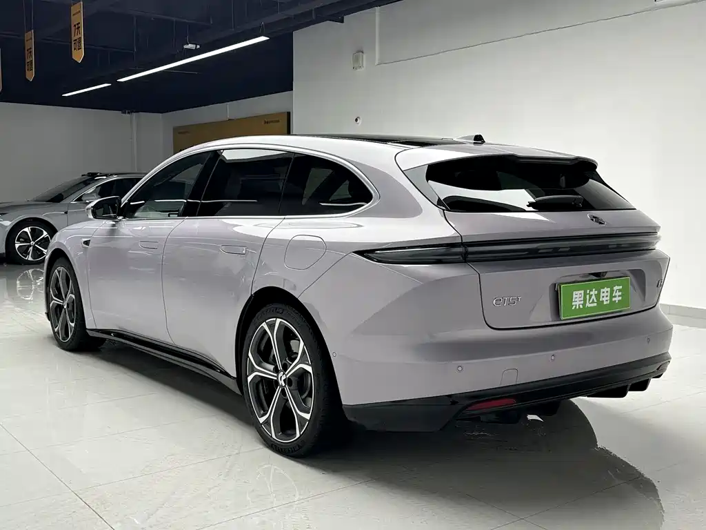 NIO ET5T 2025