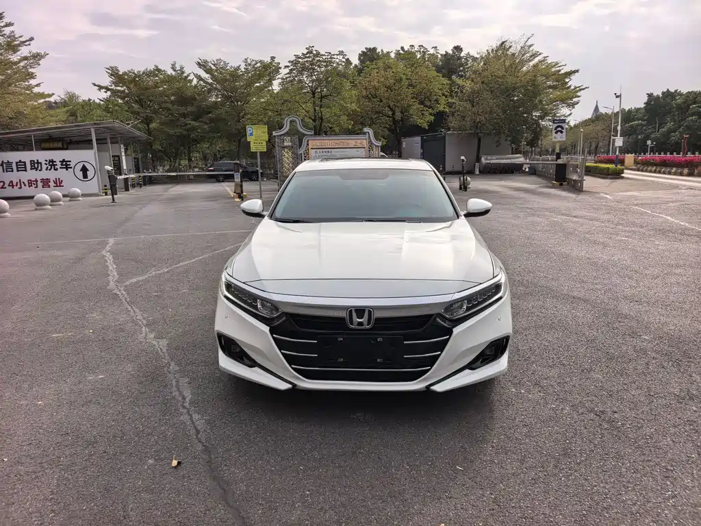 Honda Accord 2022 — фото 2