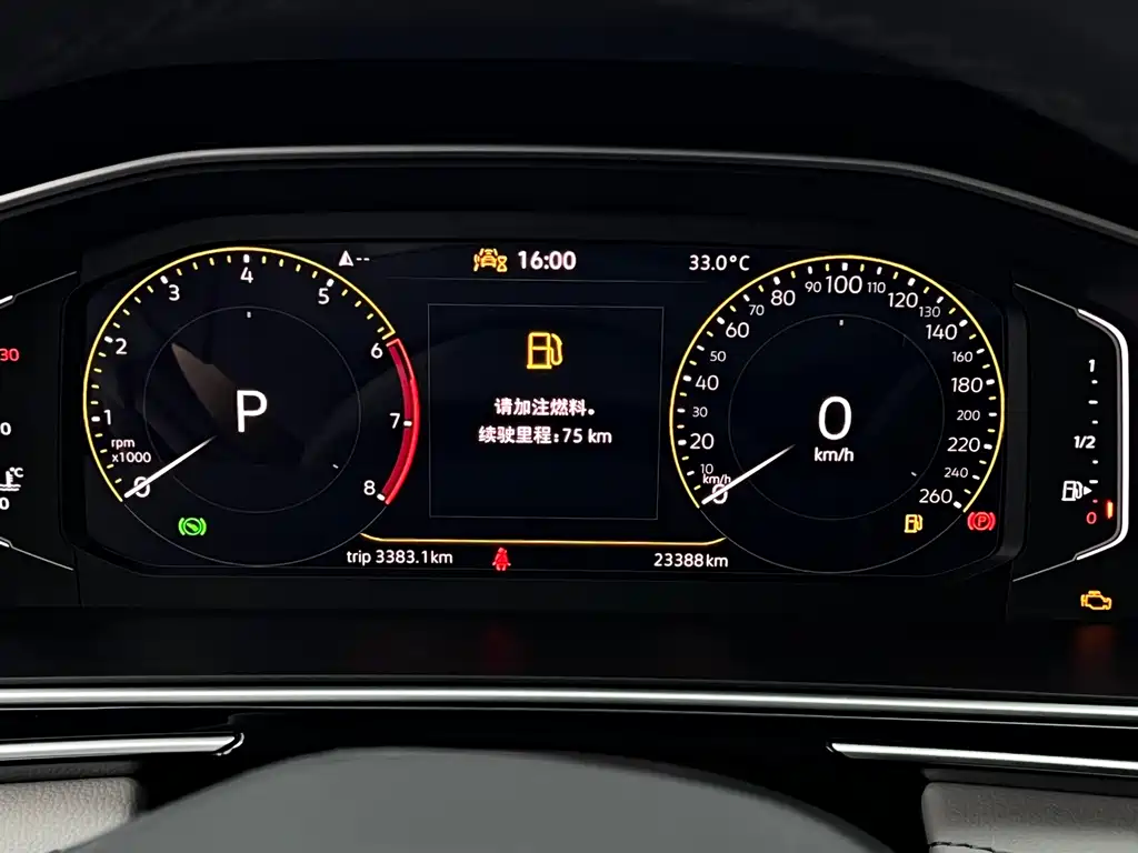 Volkswagen Tiguan L 2023 — фото 19
