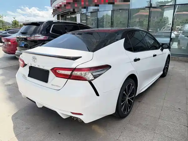 Toyota Camry 2018