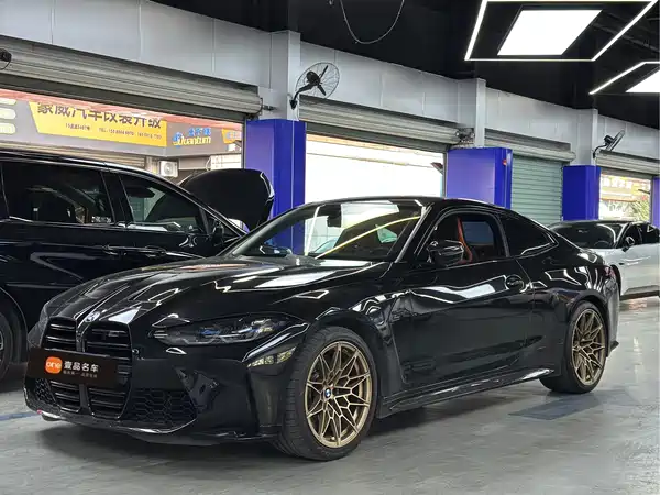 BMW M4 2023