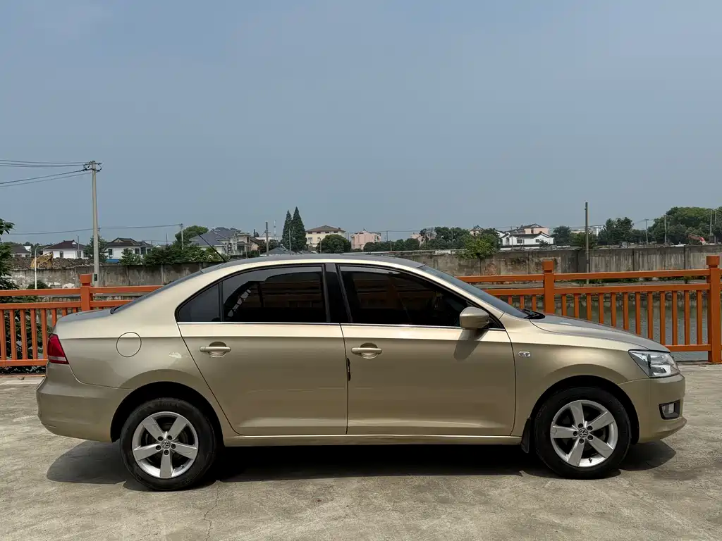 Volkswagen Santana 2015