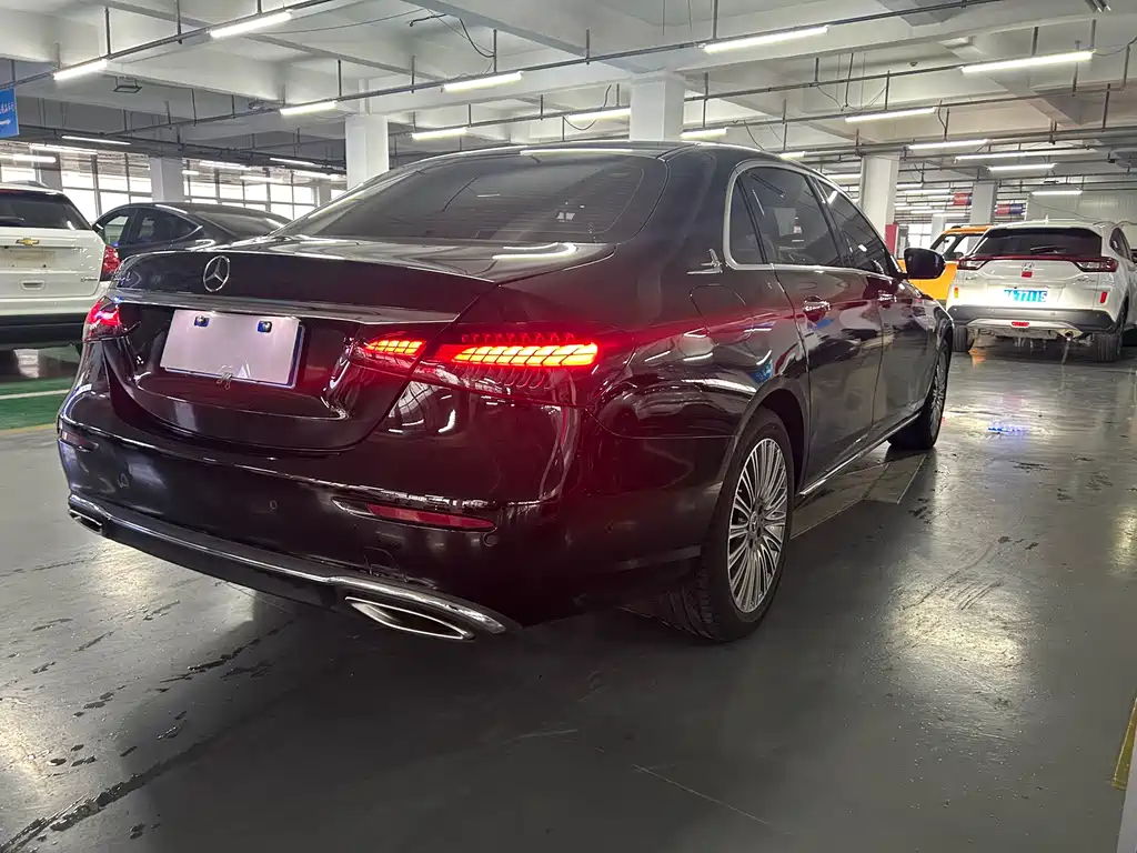 Mercedes-Benz E-Class 2023