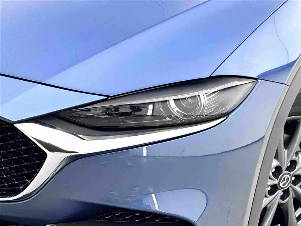 Mazda CX-4 2021 — фото 14