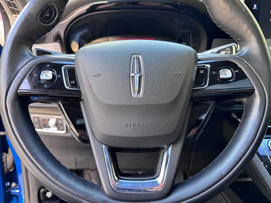 Lincoln Corsair 2020 — фото 15