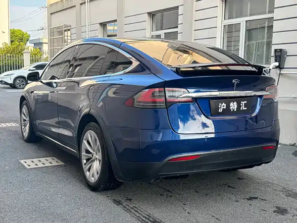 Tesla Model X 2017
