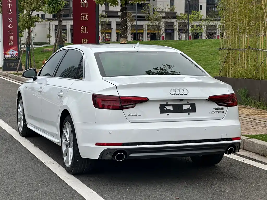 Audi A4L 2017 — фото 6