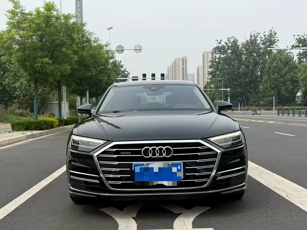 Audi A8 2020 — фото 16