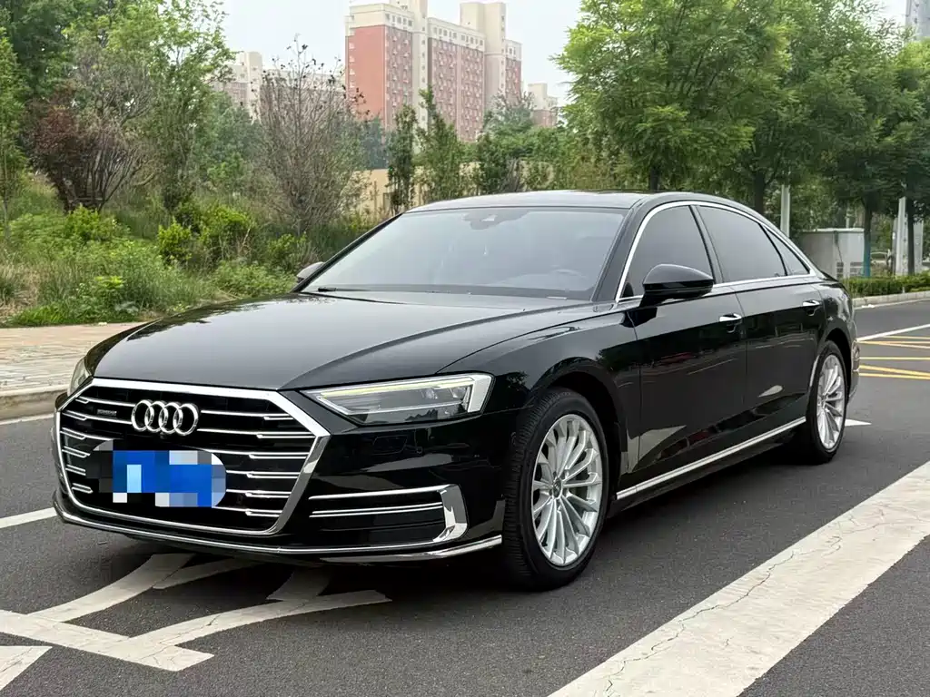 Audi A8 2020 — фото 15