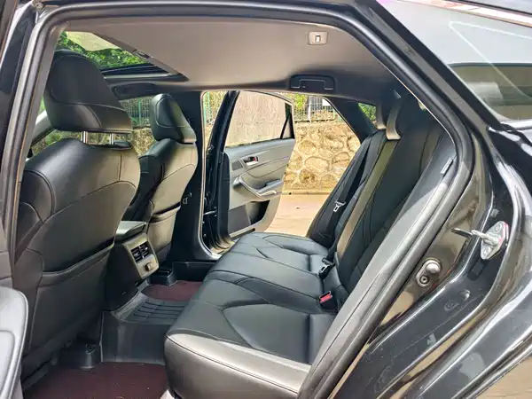 Toyota Avalon 2019
