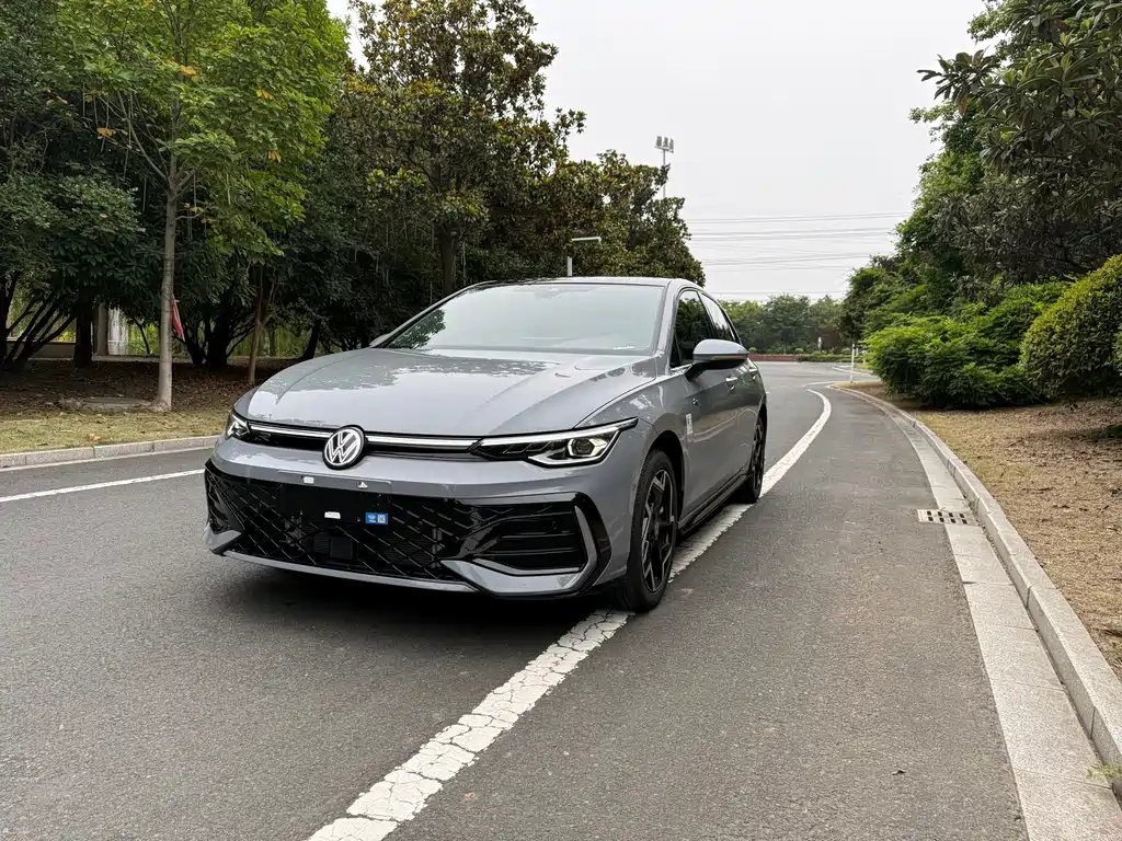 Volkswagen Golf 2026