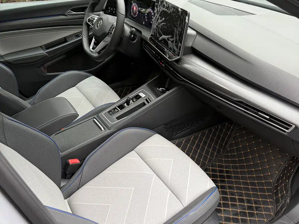 Volkswagen Golf 2026