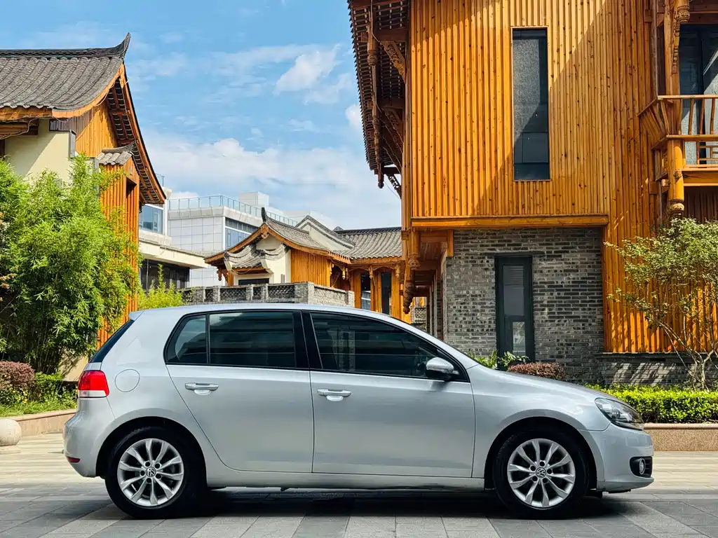 Volkswagen Golf 2011