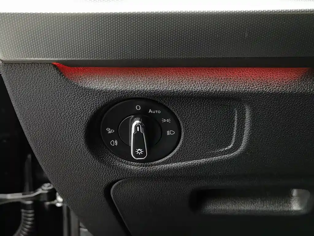Volkswagen Passat 2022 — фото 21