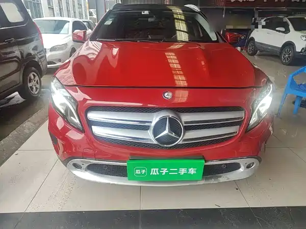 Mercedes-Benz GLA 2015