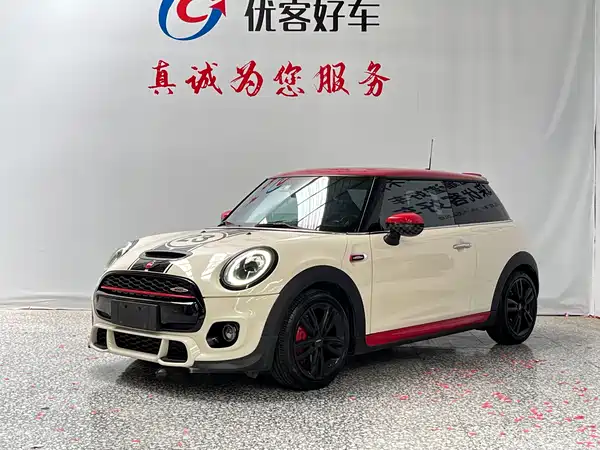 MINI MINI 2019