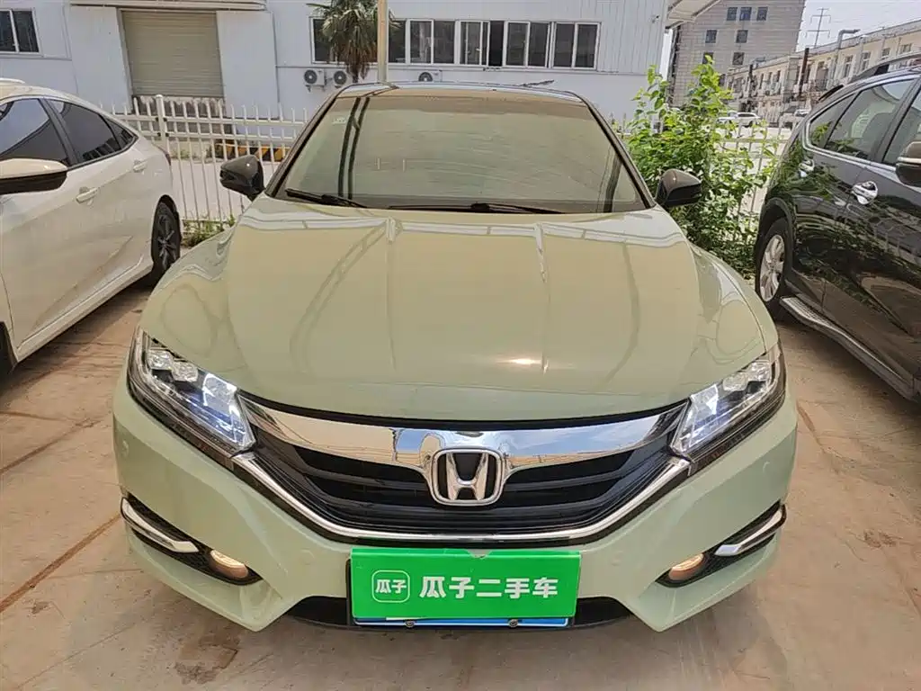 Honda Spirior 2016 — фото 3