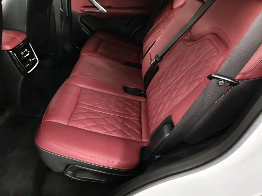 Jetour Jietu X70 PLUS 2023 — фото 17