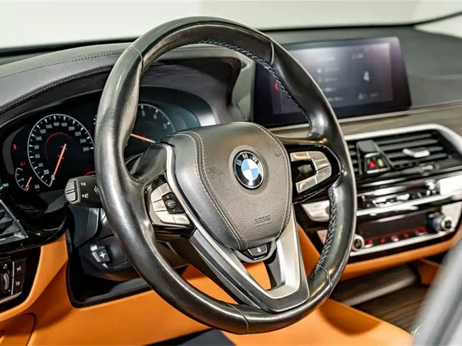 BMW 6 Series GT 2019 — фото 11